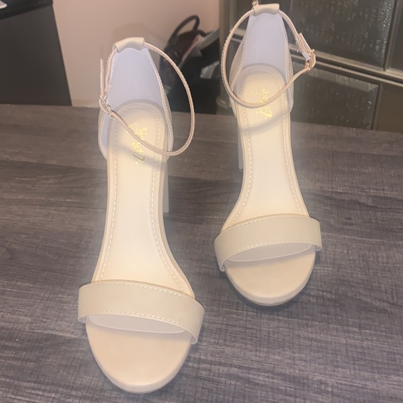 Y•Not? Is the brand, size 9M, beige/cream color - Picture 2 of 7